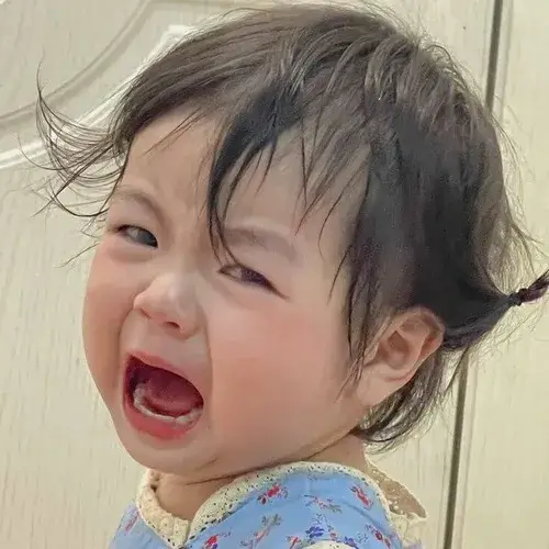 Khoảnh khắc khóe mắt đỏ khi mệt mỏi tinh thần kéo dài