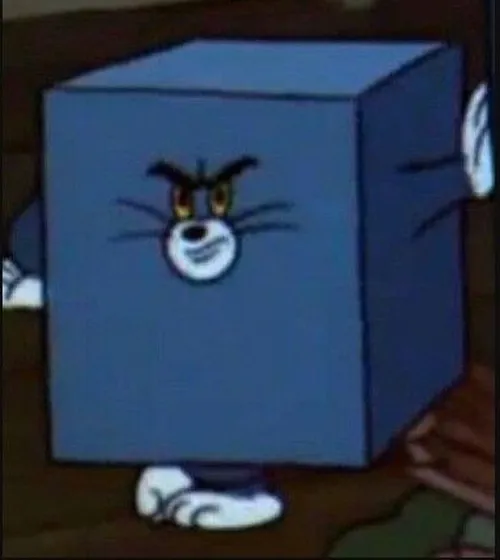 Ảnh chế chuột Jerry ghép nét mắt nghi hoặc giữa nhà bếp