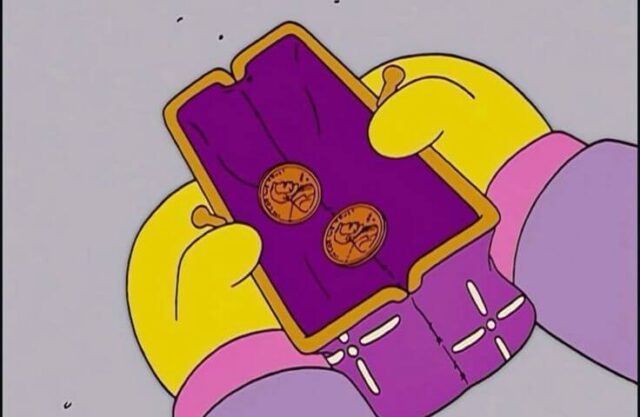 Meme ví hết tiền: cười ra nước mắt luôn nha!