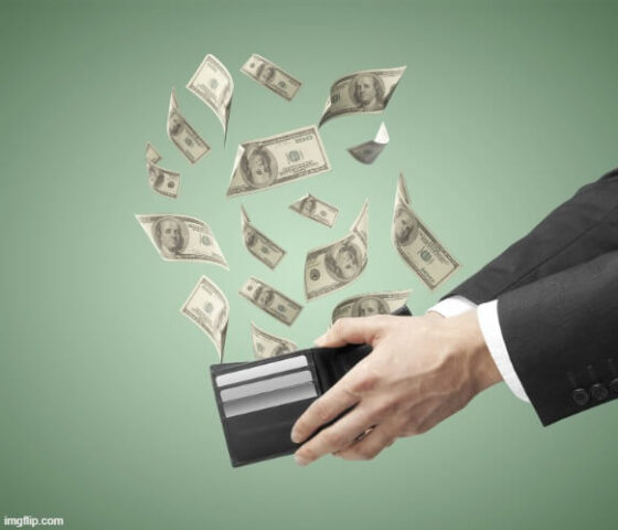 Hết tiền rồi, chỉ còn meme để sống