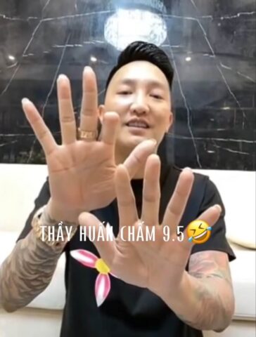 Meme thầy Huấn 9.5 điểm gây bão