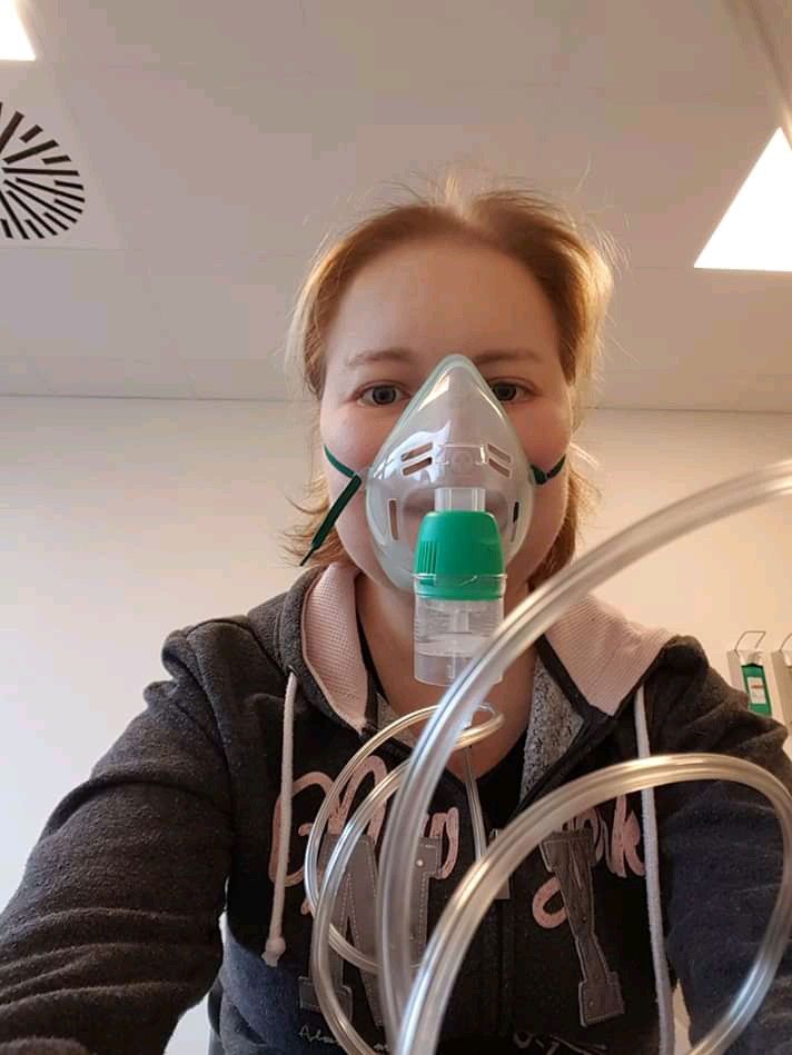 Ngất xỉu phải cấp cứu vì thức khuya làm bài