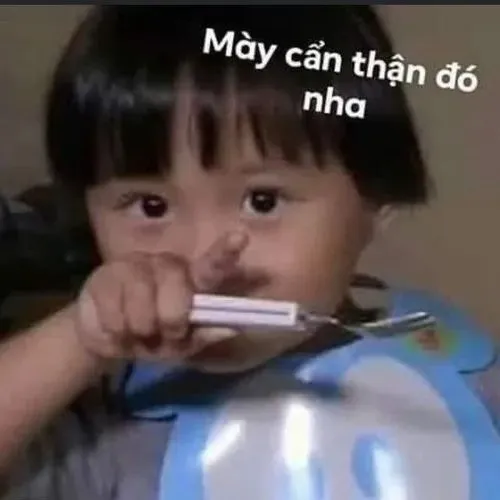 Sự hài hước bùng nổ khi meme chỉ tay dùng để bắt lỗi bạn bè