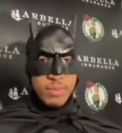 Ảnh vui Hiệp sĩ đêm gồng ý chí không bỏ cuộc