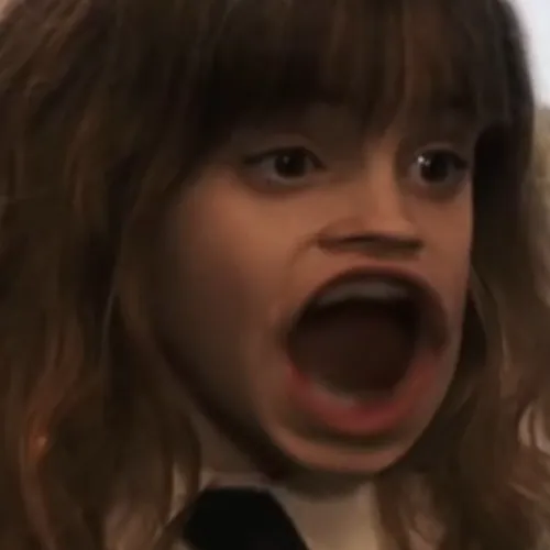 Ảnh chế Phù thủy trẻ giơ đũa phép phóng bùa chú loạn xạ