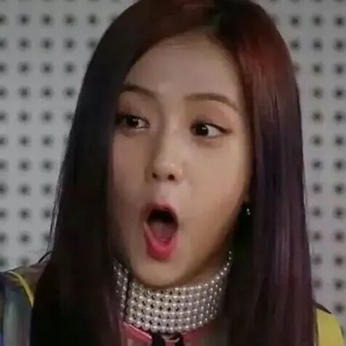 Hình meme hài gương mặt ngạc nhiên giật bật vui