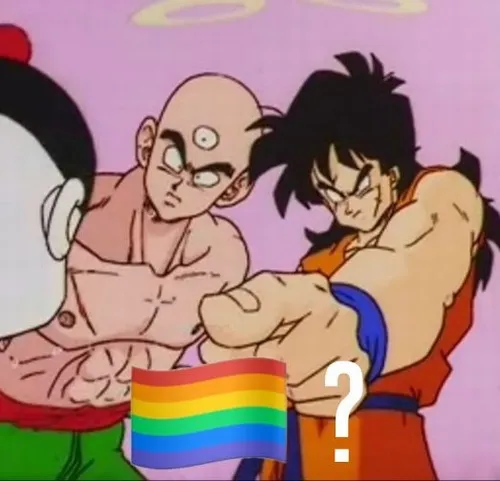 Hình meme hài Son Goku ôm bảy viên ngọc rồng như kho báu riêng