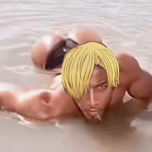 Ảnh troll biểu cảm lố Chopper khóc