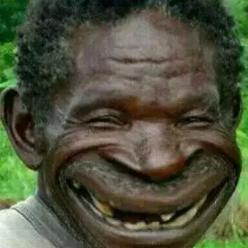 Ảnh troll khuôn mặt phá lên tạo độ phóng đại khuôn mặt rất hài