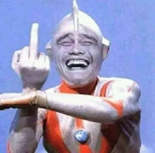 77 Siêu Nhân Điện Quang Meme (Ultraman) hài với tư thế tay chữ thập kinh điển