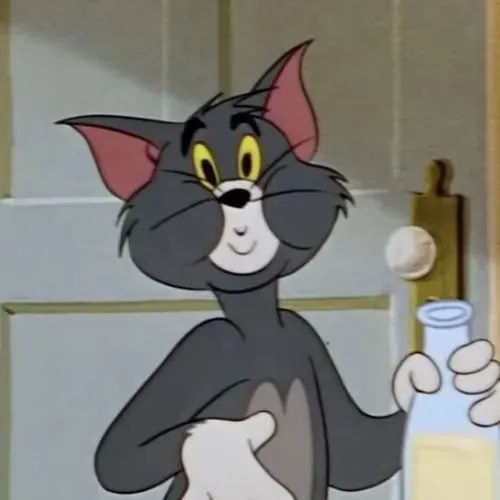 Khoảnh khắc mèo tinh quái làm nổi bật khả năng chịu đau vô hạn