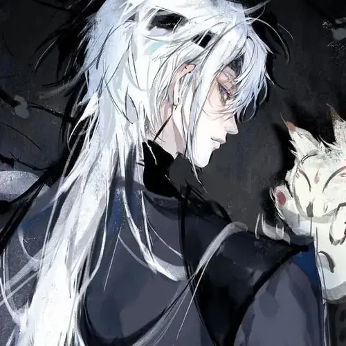 Ảnh avt Facebook cậu trai tóc bạc rất dài quay nghiêng, áo tối phủ vai và ánh xanh hắt dọc sống mũi làm bức hình lạnh mà sang, thiên về màu da nhân vật