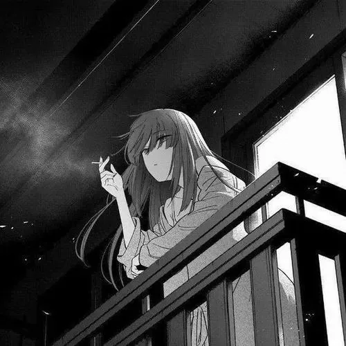 Cô gái anime chống tay ngoài ban công đêm, tóc dài đổ xuống vai và các mảng đen trắng làm gương mặt giữ nguyên vẻ lặng buồn